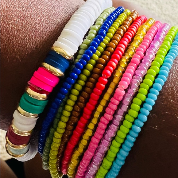 Necklace and bracelet set - Picture 2 of 8